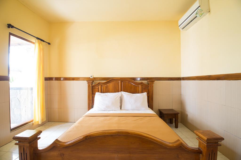 Tanjung Alam Hotel Lovina Esterno foto