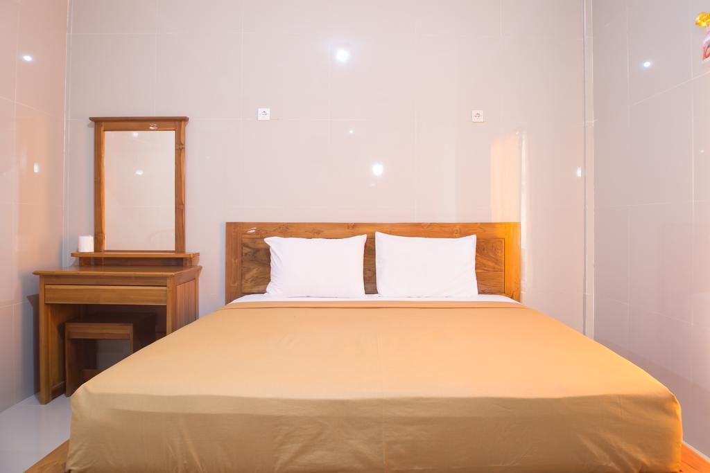 Tanjung Alam Hotel Lovina Esterno foto